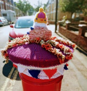 Bridlington yarn bombing - Tennyson Avenue